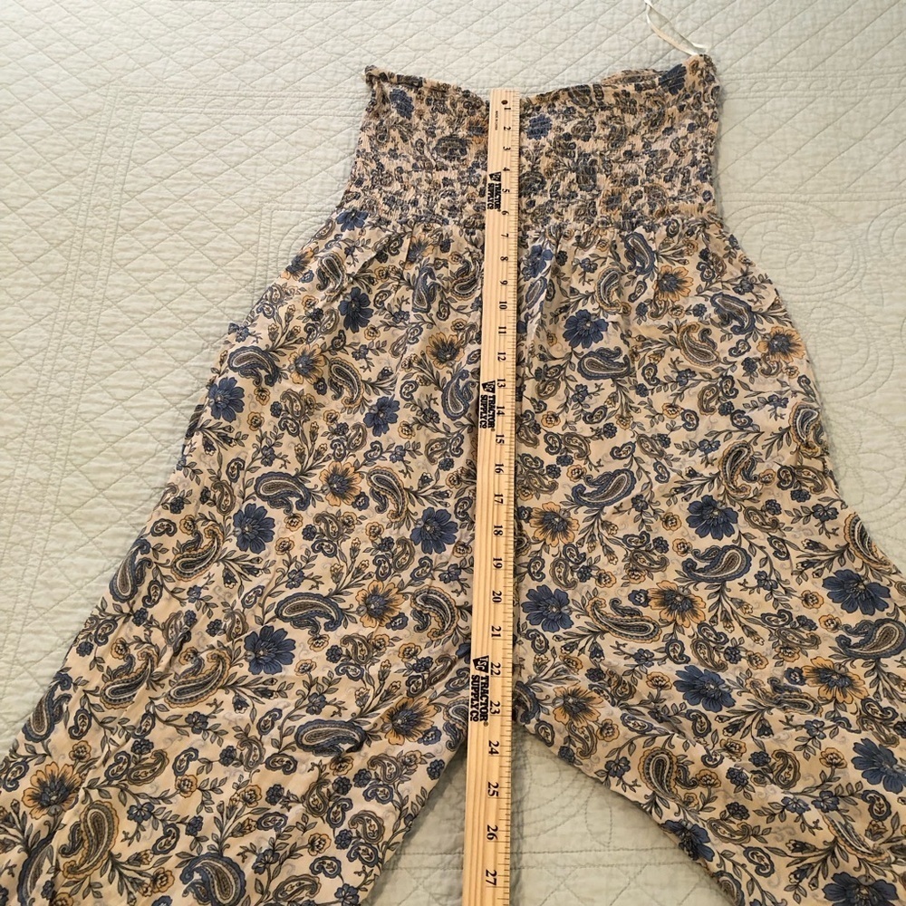 Patrons of Peace halter neck jumpsuit romper. Women size large. - Picture 5 of 9